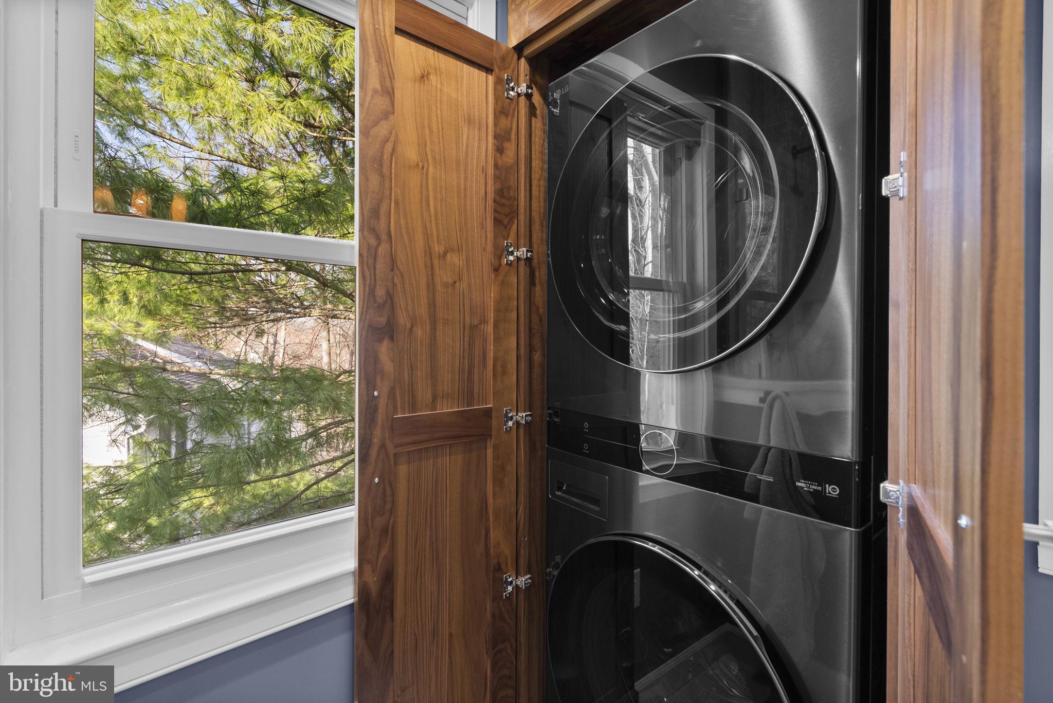 6841 Caravan Court Columbia, MD 21044 - Photo 22 of 41 second laundry room off owners suite