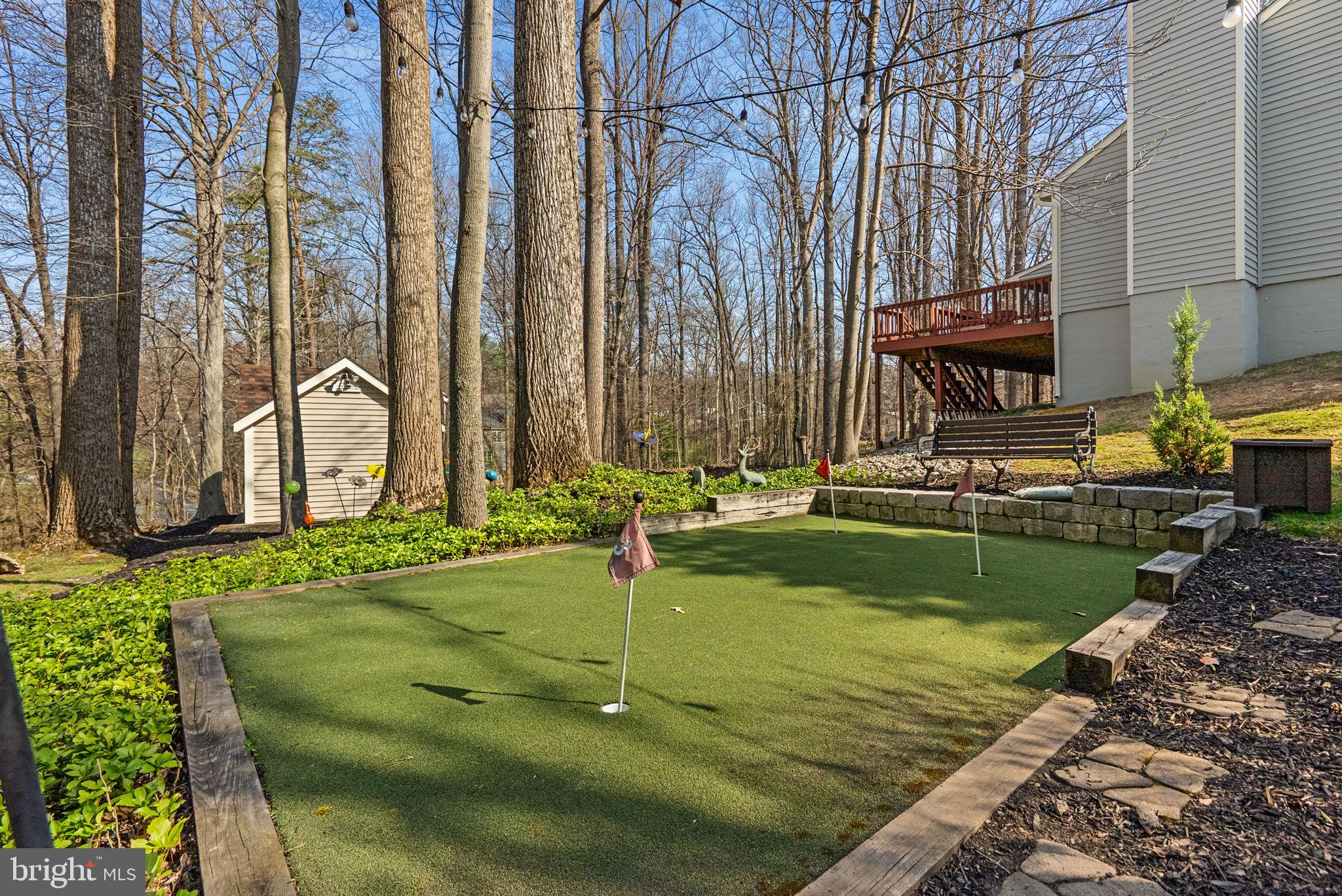 6841 Caravan Court Columbia, MD 21044 - Photo 40 of 41 Golf lovers a private 3 hole putting green