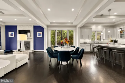 $2,750,000 | 3701-38 38th Street North, Arlington, VA 22207
