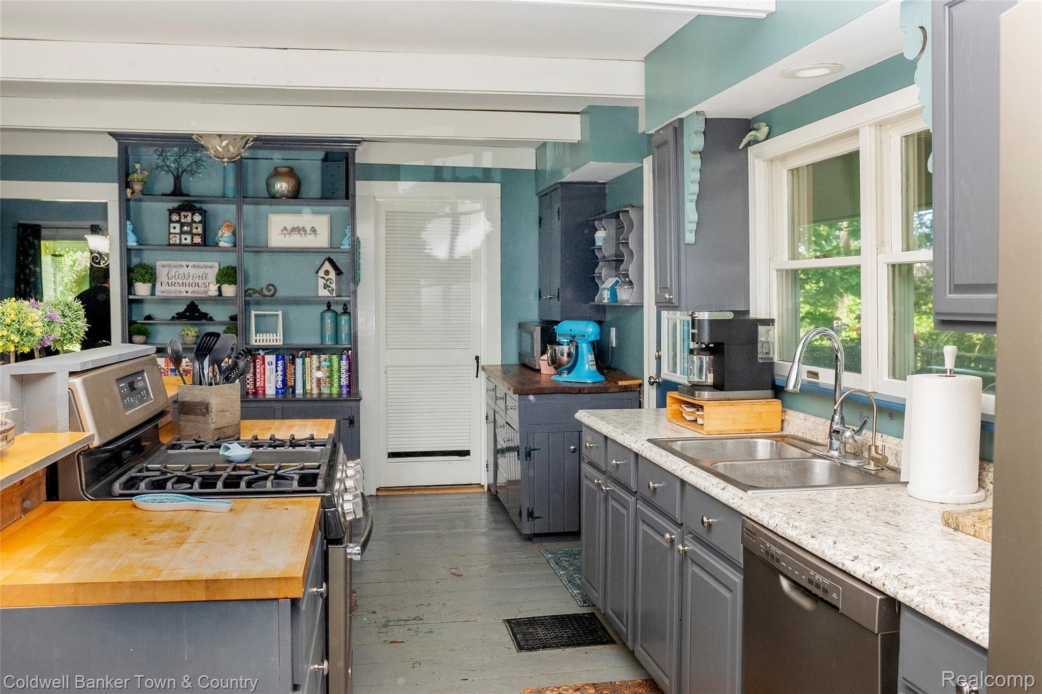 5900 Mack Road Howell, MI 48855 - Photo 19 of 55 DSC03889LB Photography.jpg