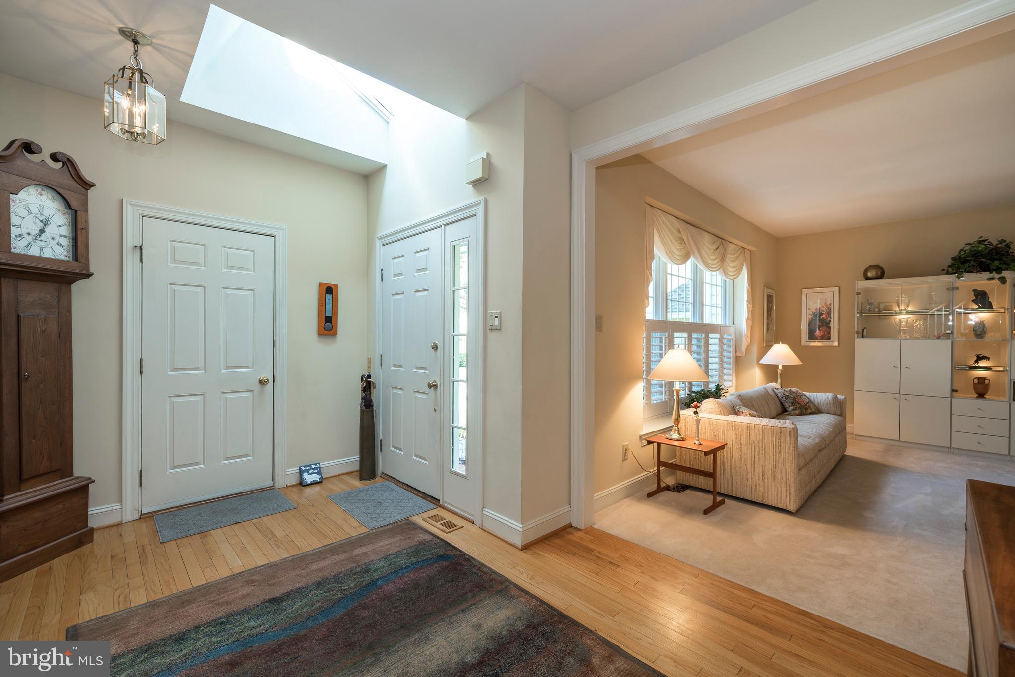 168 Carters Grove Malvern, PA 19355 - Photo 5 of 33 Foyer