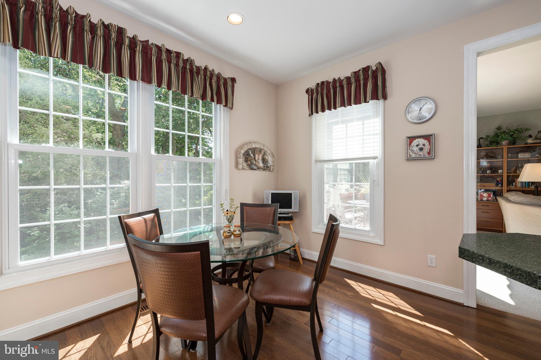 168 Carters Grove Malvern, PA 19355 - Photo 10 of 33 Breakfast Area in Kitchen