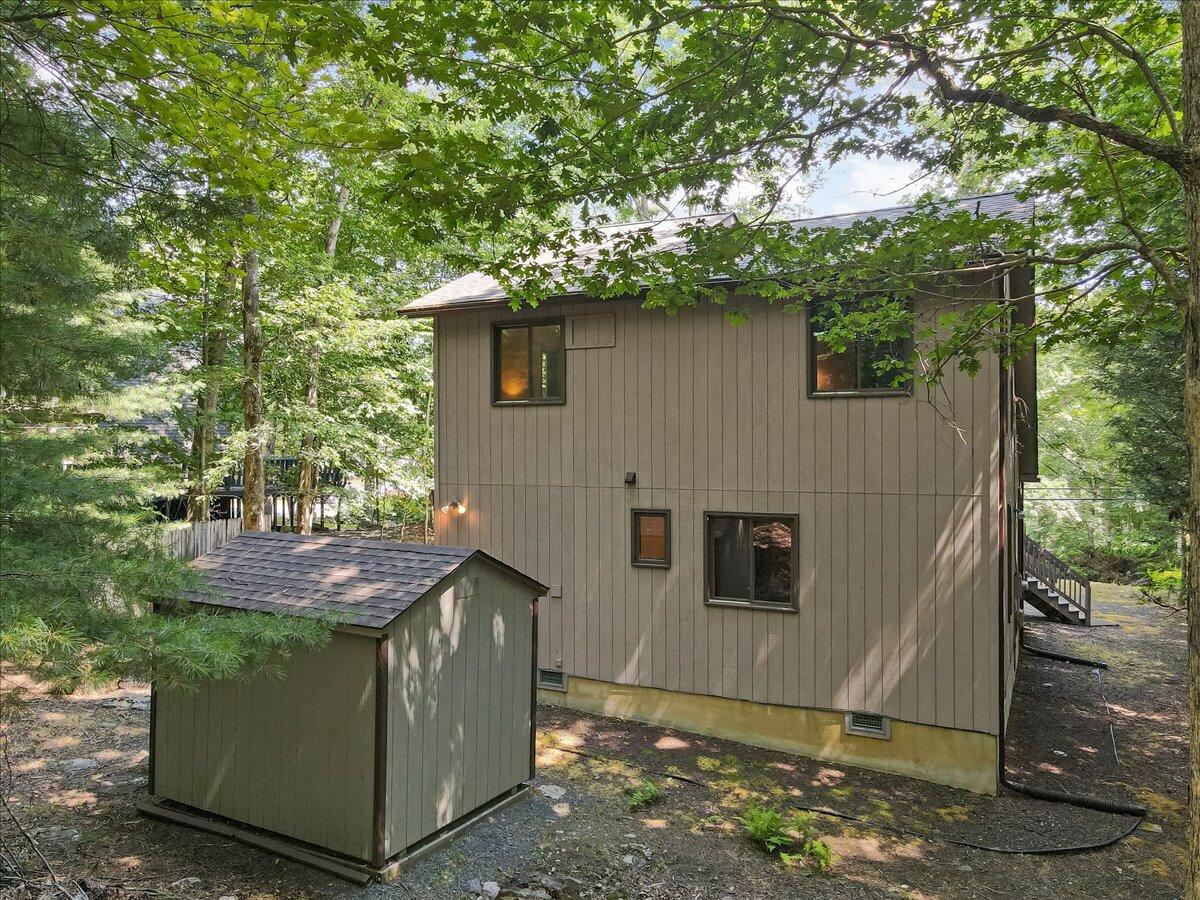 5913 Decker Road Bushkill, PA 18324 - Photo 46 of 53 47-Photo Jul 03 2025, 2 42 14 PM