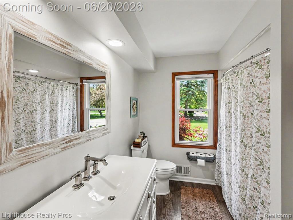 600 Six Mile Road Whitmore Lake, MI 48189 - Photo 19 of 26