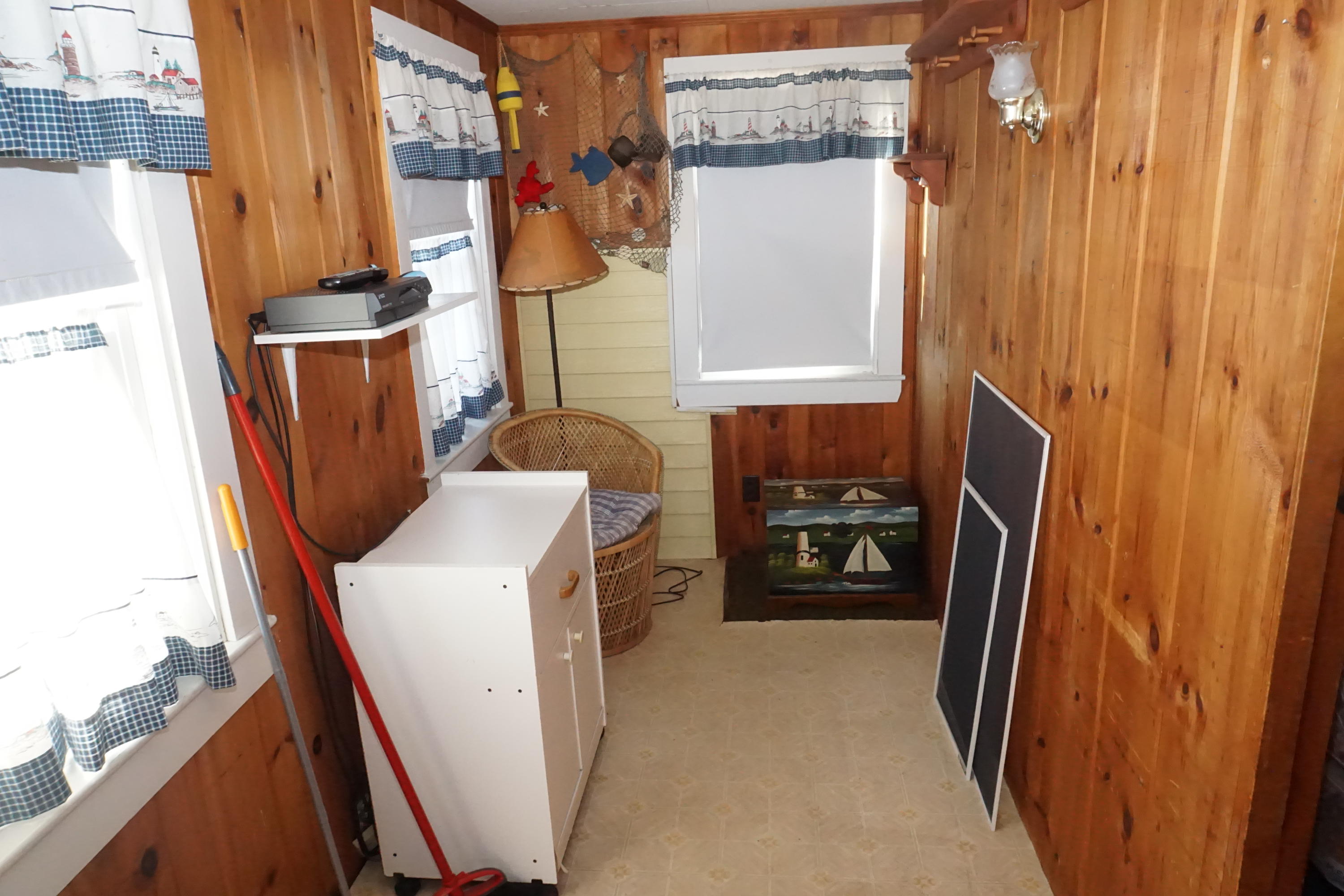 2090 Post Road, Unit 6A Wells, ME 04090 - Photo 7 of 11 Sitting Area