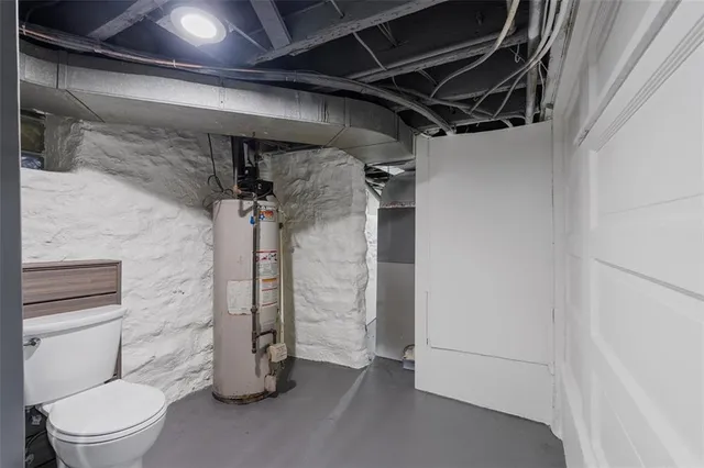 a view of backyard with tree