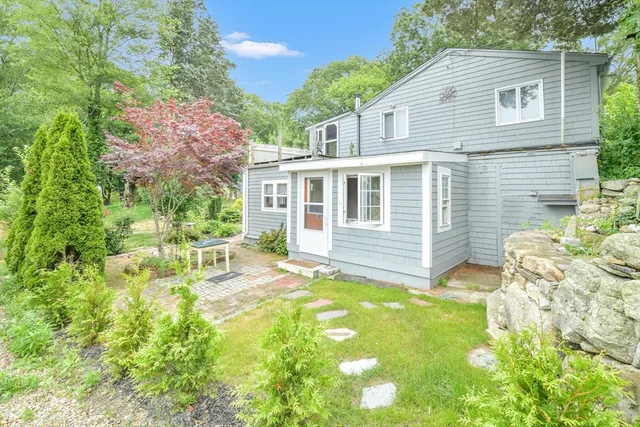 $749,999 | 13 Atwood Street, Kingston, MA 02364