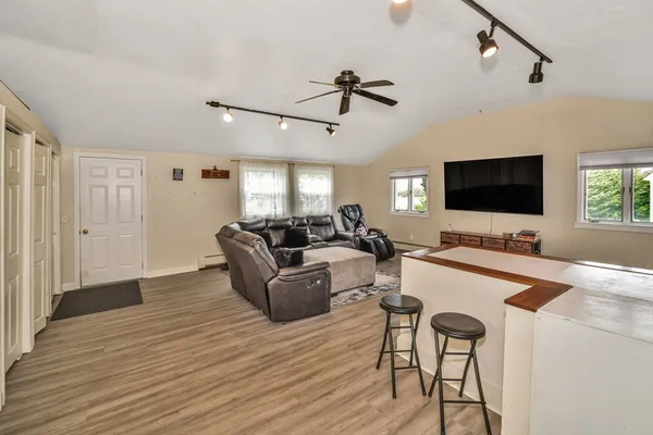 $749,999 | 13 Atwood Street, Kingston, MA 02364