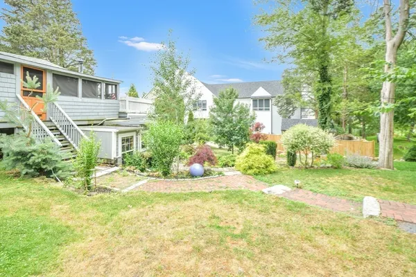 $749,999 | 13 Atwood Street, Kingston, MA 02364