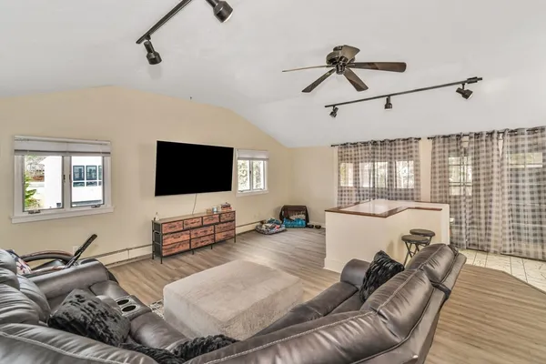 $749,999 | 13 Atwood Street, Kingston, MA 02364