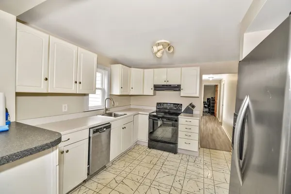 $749,999 | 13 Atwood Street, Kingston, MA 02364