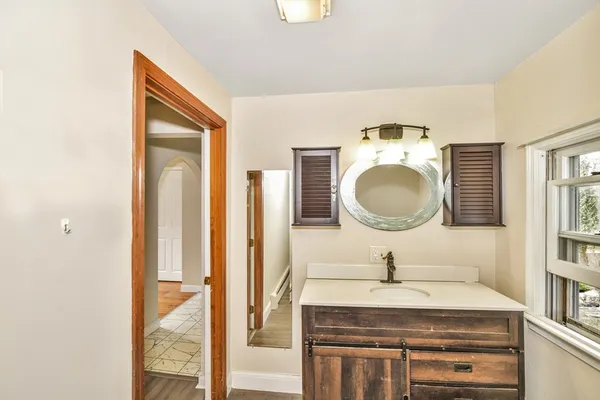 $749,999 | 13 Atwood Street, Kingston, MA 02364
