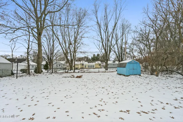 $339,900 | 8 Allyson Court, Colonie, NY 12205