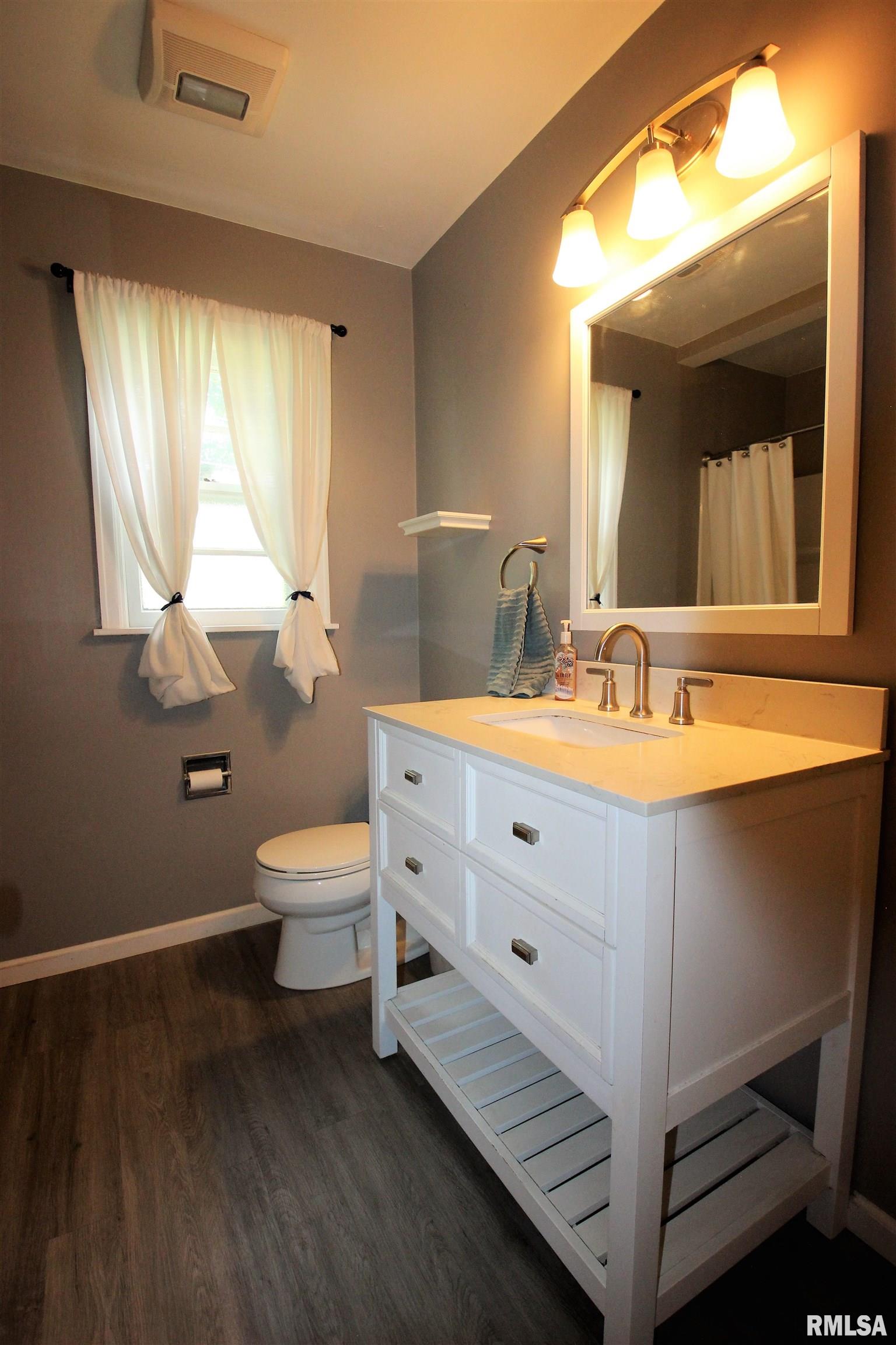 2103 28th Street Rock Island, IL 61201 - Photo 12 of 30