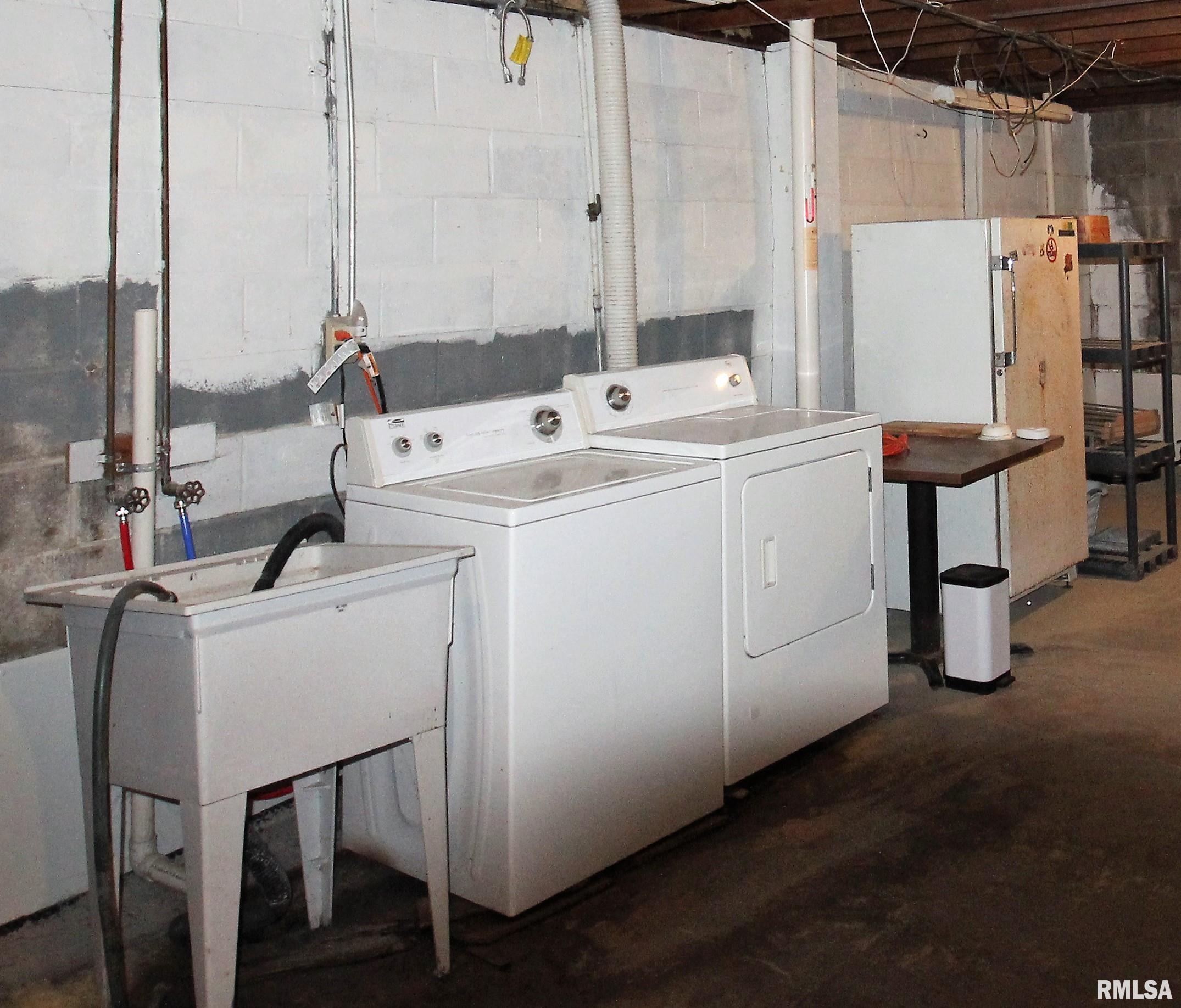 2103 28th Street Rock Island, IL 61201 - Photo 22 of 30