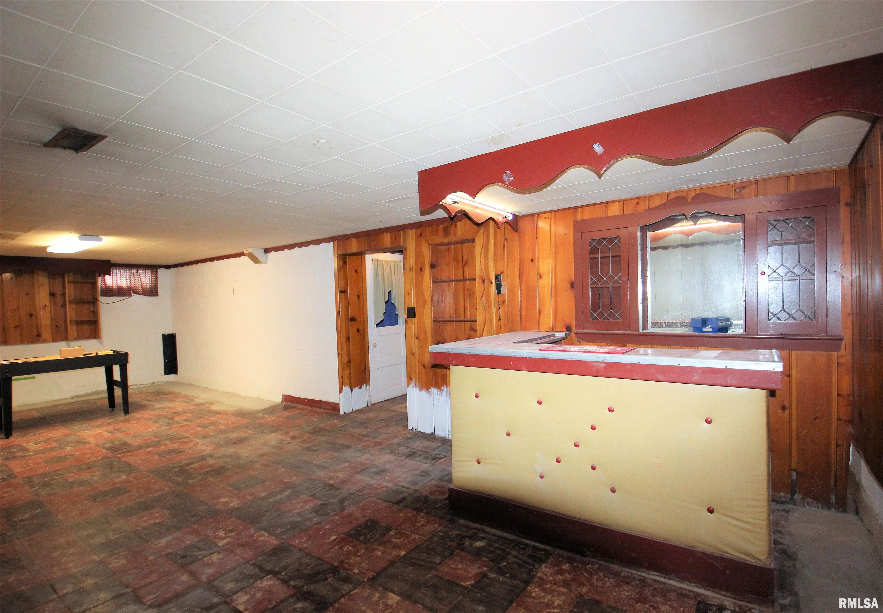 2103 28th Street Rock Island, IL 61201 - Photo 25 of 30