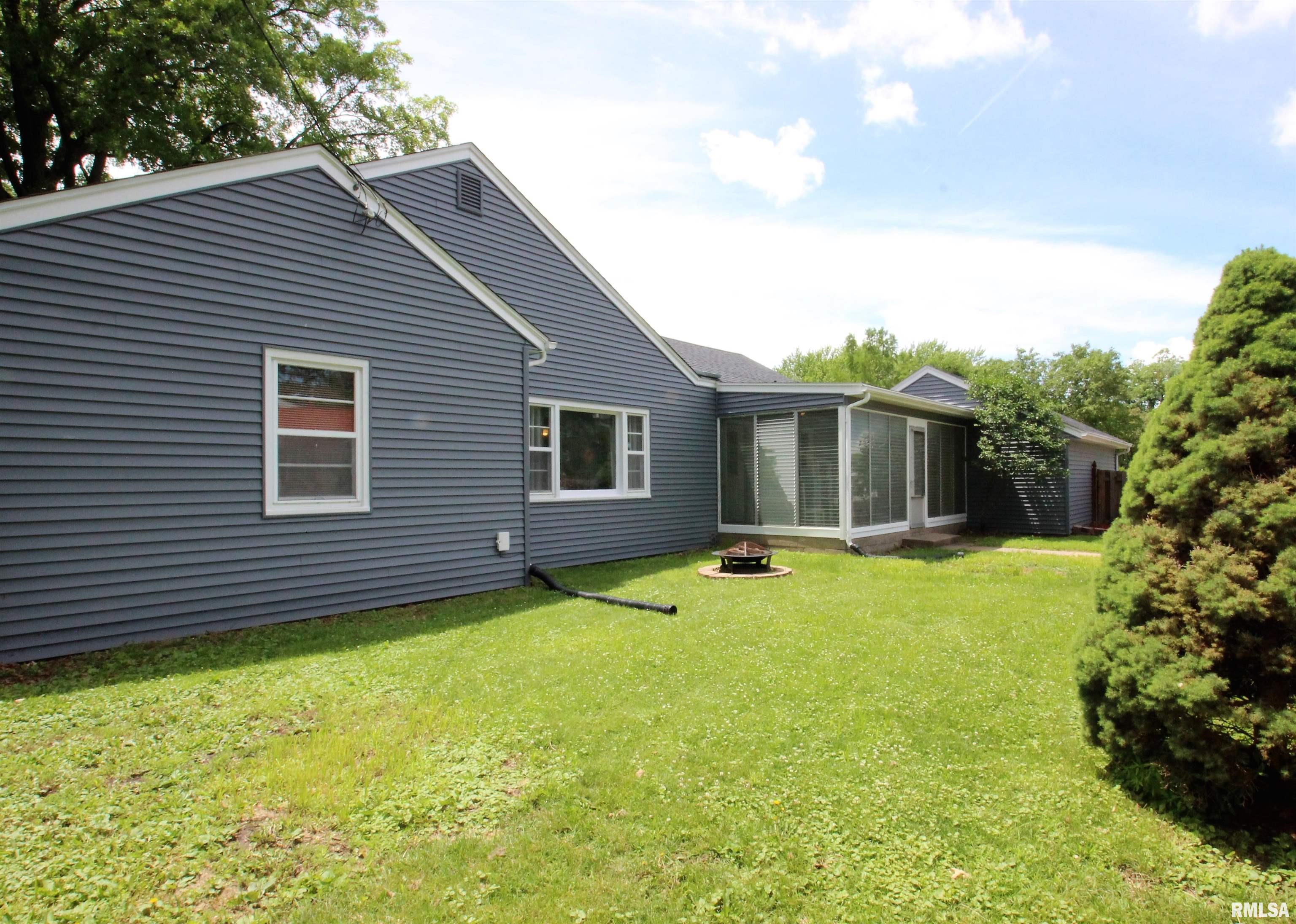 2103 28th Street Rock Island, IL 61201 - Photo 28 of 30