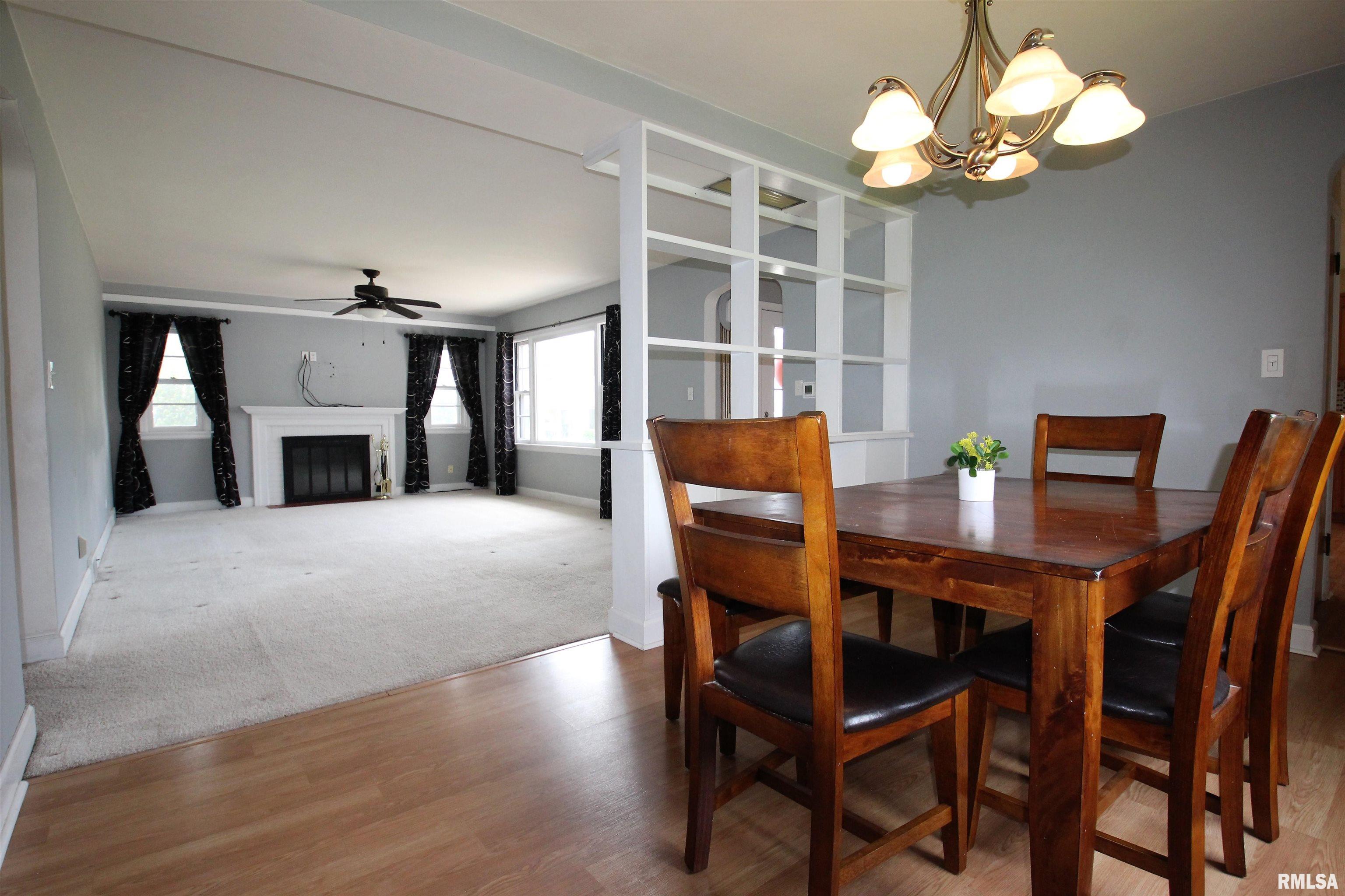 2103 28th Street Rock Island, IL 61201 - Photo 4 of 30