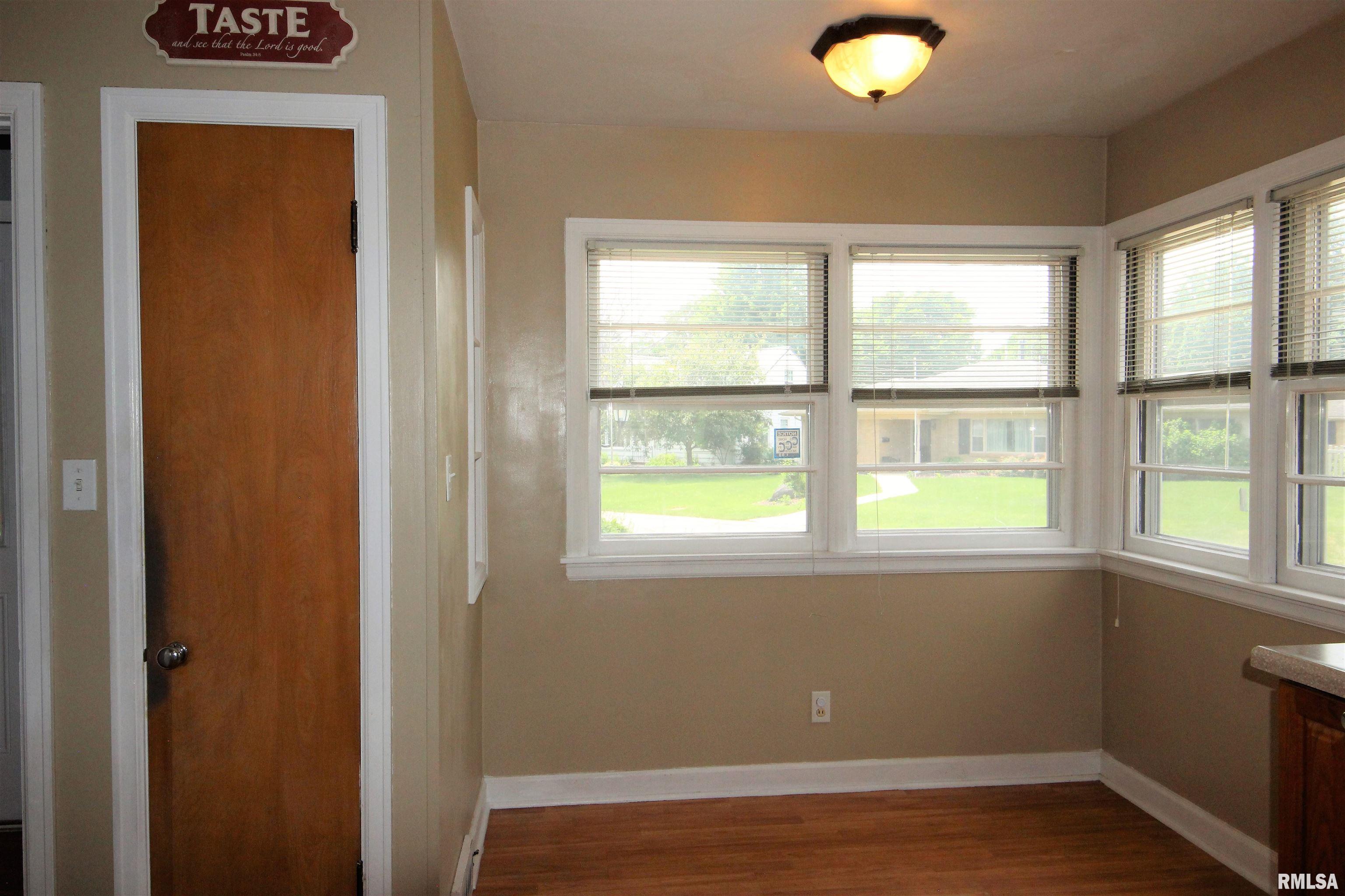 2103 28th Street Rock Island, IL 61201 - Photo 10 of 30