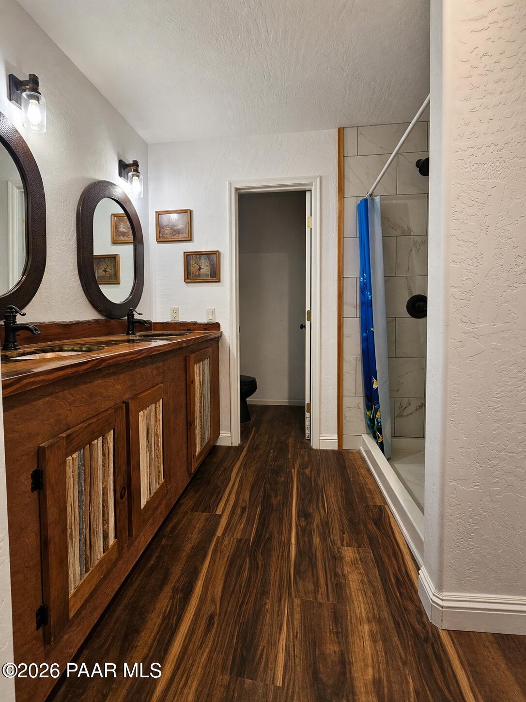 17200 South Dripping Springs Road Mayer, AZ 86333 - Photo 20 of 48 Primary bath