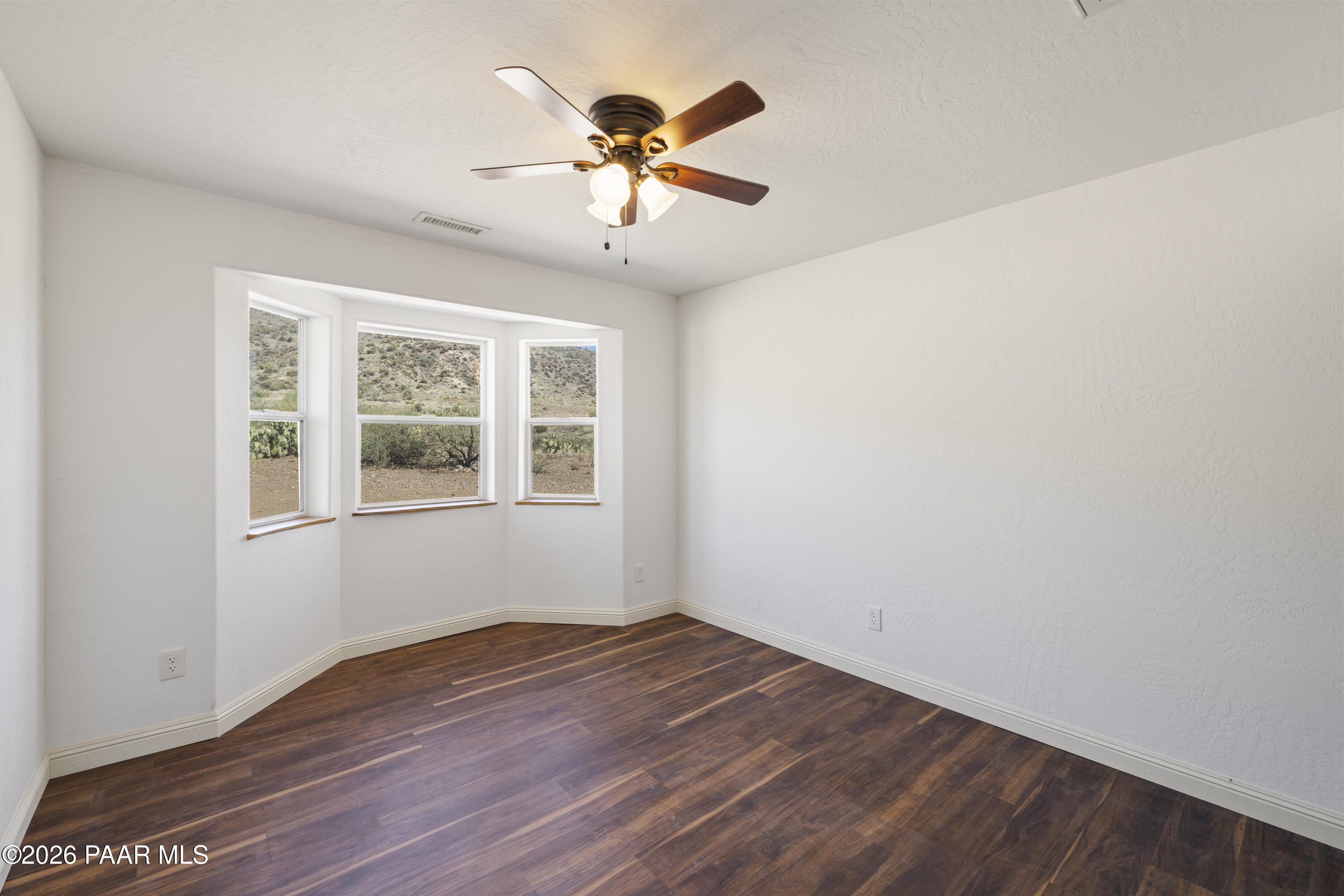 17200 South Dripping Springs Road Mayer, AZ 86333 - Photo 23 of 48 Bedroom #1
