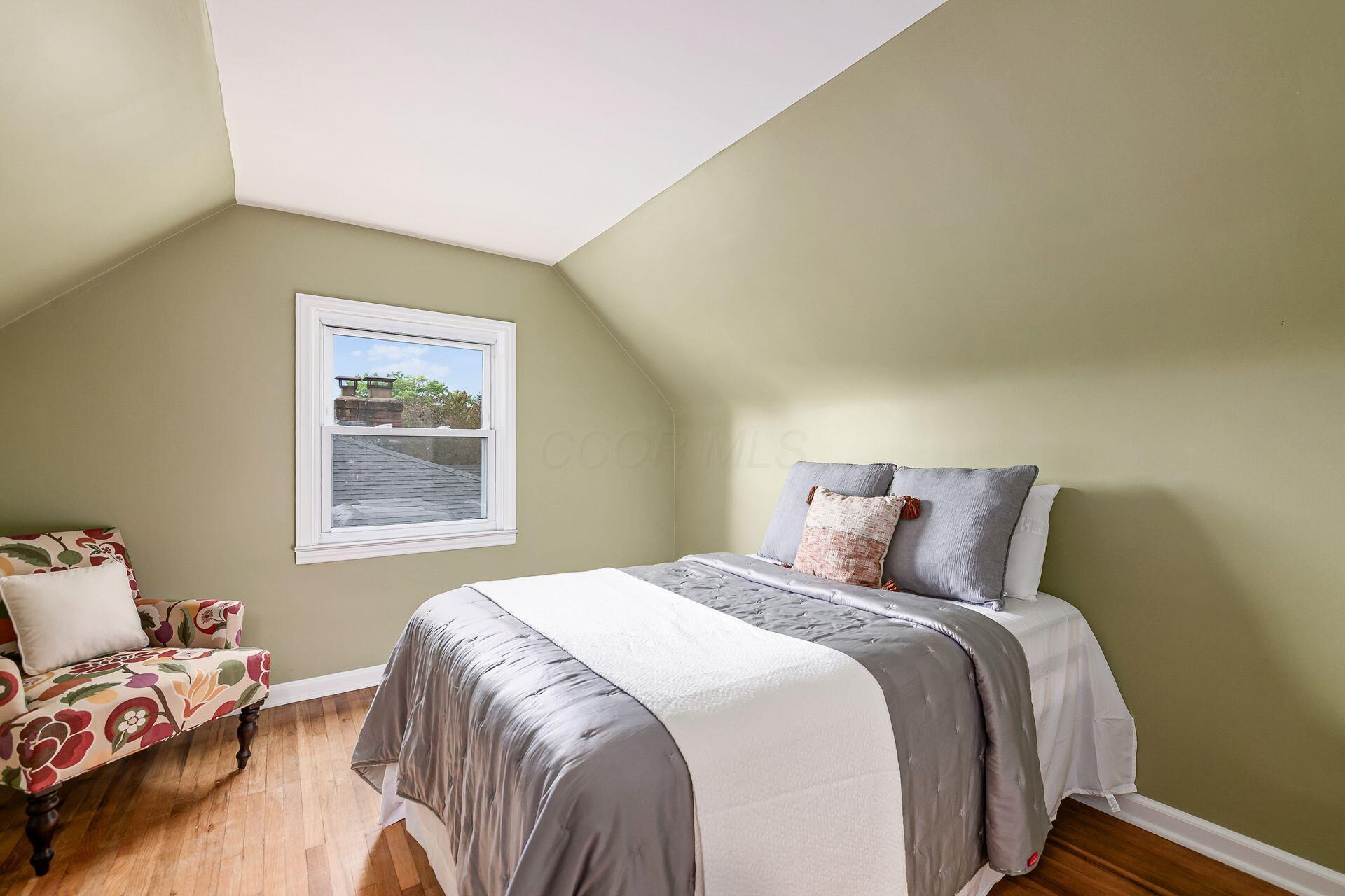 2827 Wellesley Road Columbus, OH 43209 - Photo 25 of 37 25