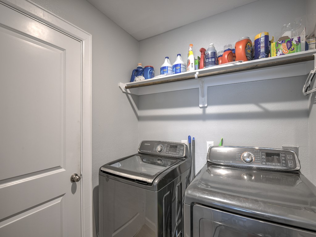 6111 Caroline Green Court Spring, TX 77373 - Photo 19 of 23 Utility room