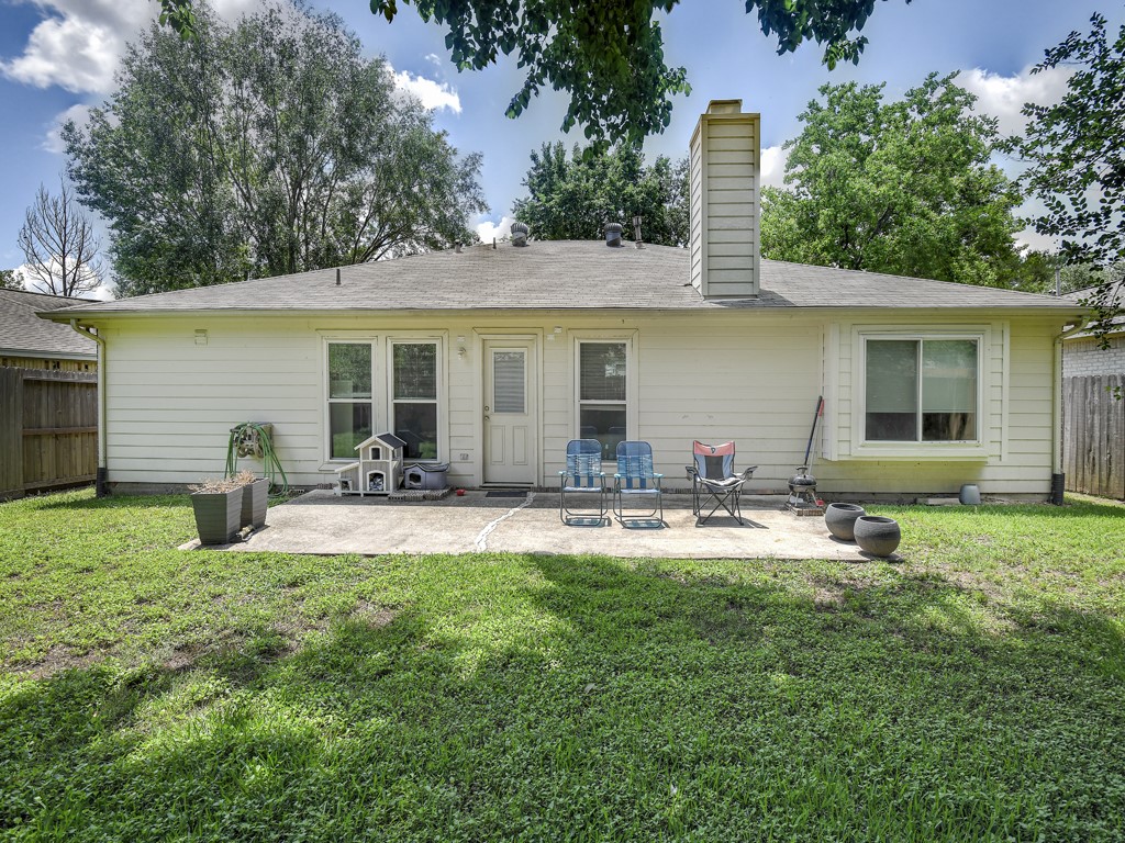 6111 Caroline Green Court Spring, TX 77373 - Photo 22 of 23 Spacious backyard