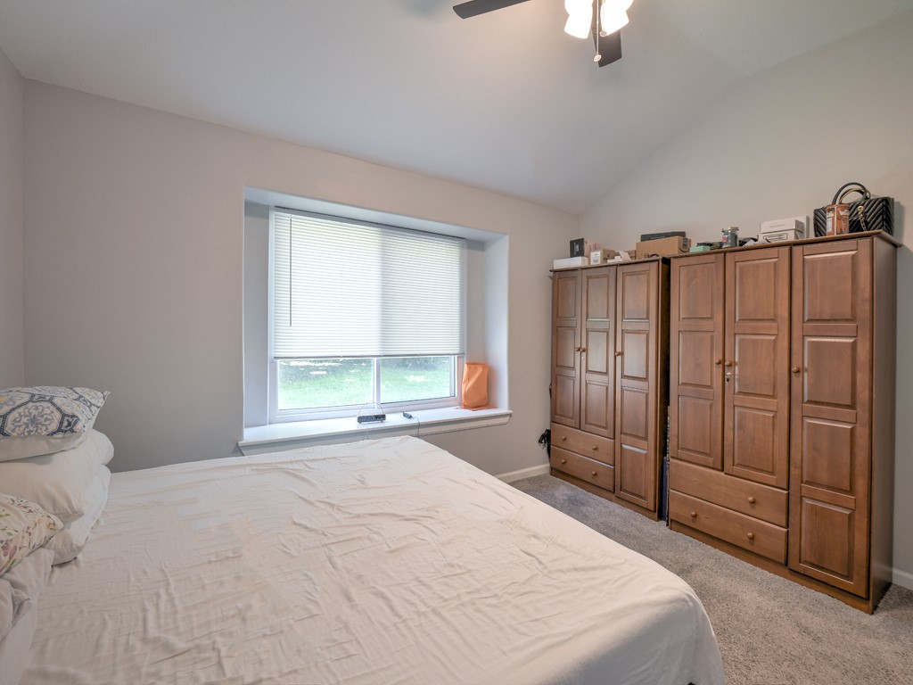 6111 Caroline Green Court Spring, TX 77373 - Photo 10 of 23 Primary bedroom