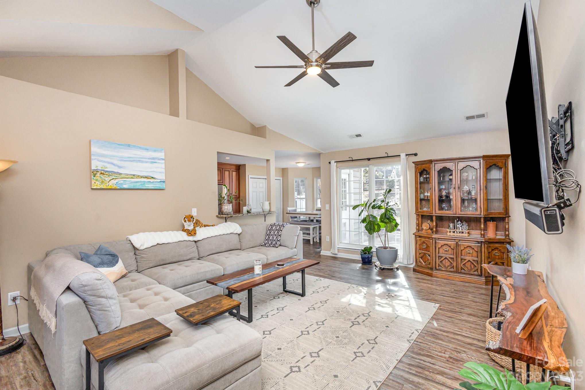 12430 Bravington Road Huntersville, NC 28078 - Photo 5 of 32 Gallery Image 5