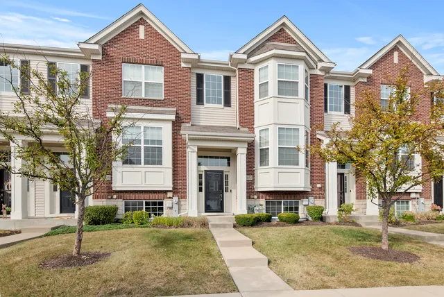 $369,900 | 10652 153rd Place, Orland Park, IL 60462