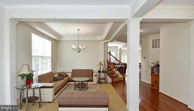 25009 Virginia Pine Court Chantilly, VA 20152 - Photo 3 of 42