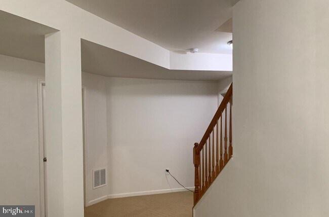 25009 Virginia Pine Court Chantilly, VA 20152 - Photo 36 of 42