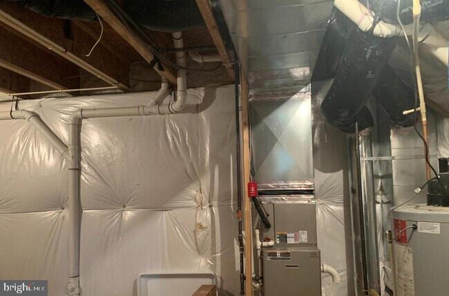 25009 Virginia Pine Court Chantilly, VA 20152 - Photo 38 of 42