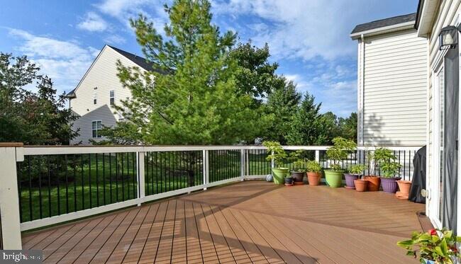 25009 Virginia Pine Court Chantilly, VA 20152 - Photo 4 of 42