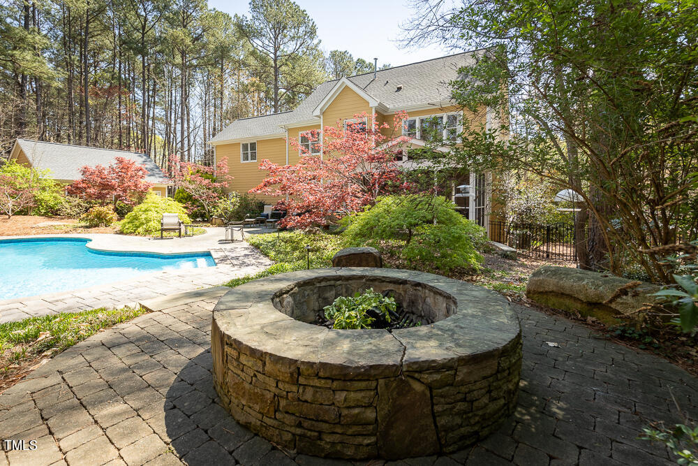 5924 North Hawthorne Way Raleigh, NC 27613 - Photo 38 of 45