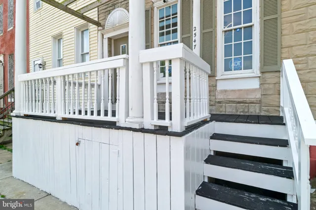 a view of front door of house