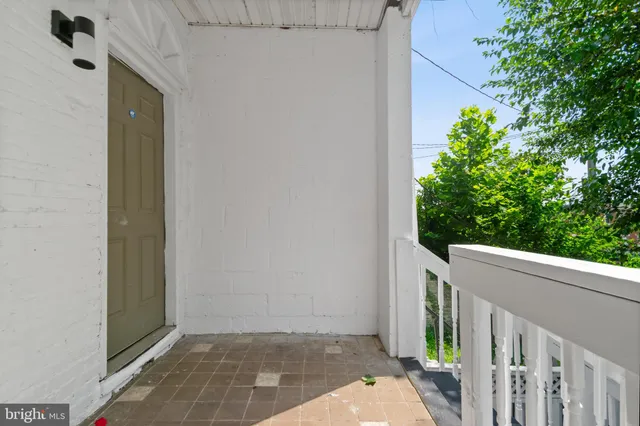 $2,650 | 2547 Ashton Street, Baltimore, MD 21223