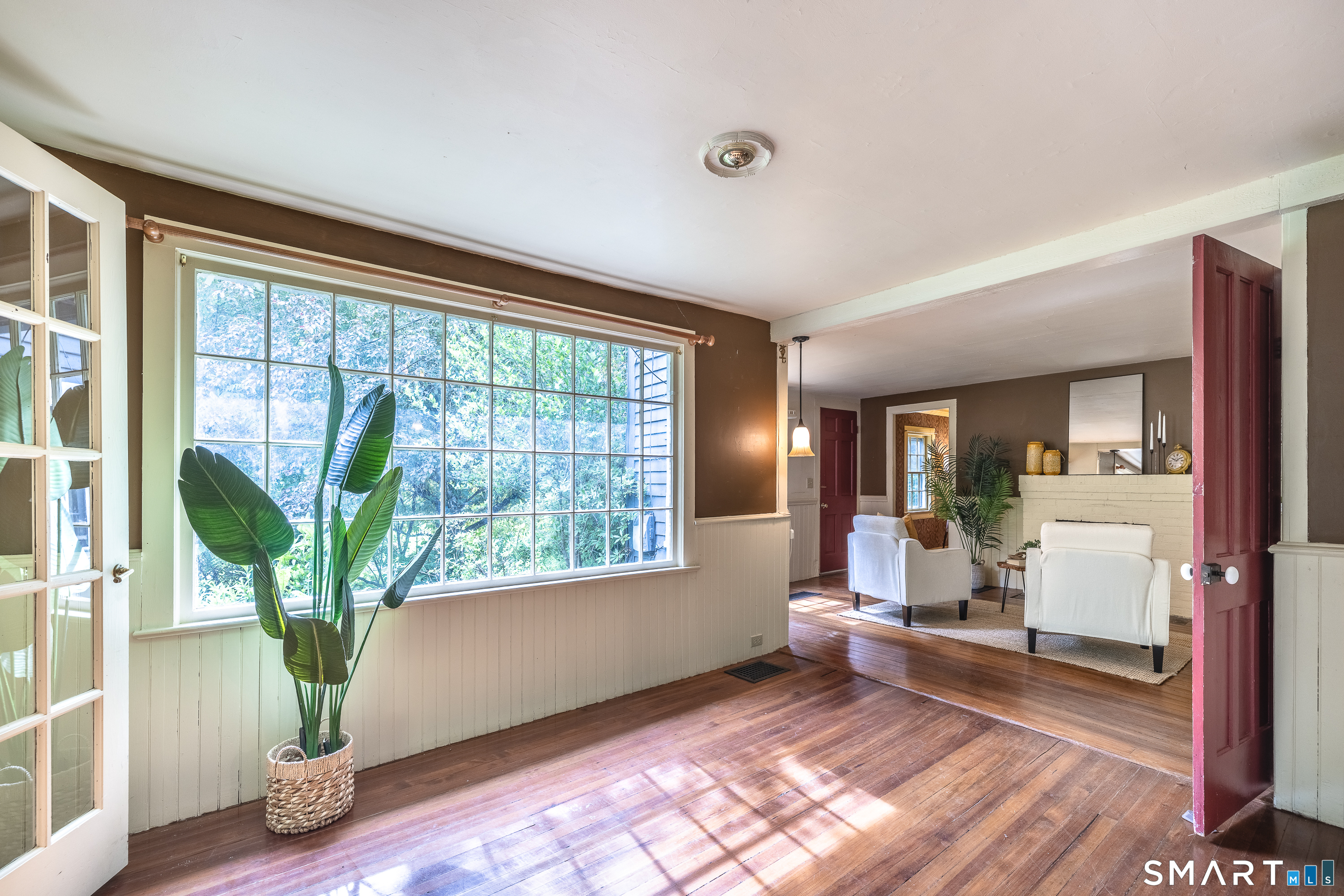 92 Walnut Tree Hill Road Newtown, CT 06482 - Photo 9 of 38