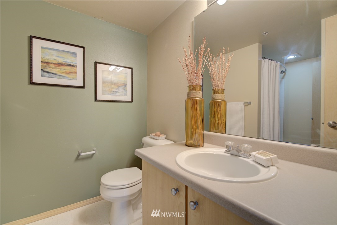 10709 Valley View Road, Unit A202 Bothell, WA 98011 - Photo 14 of 19