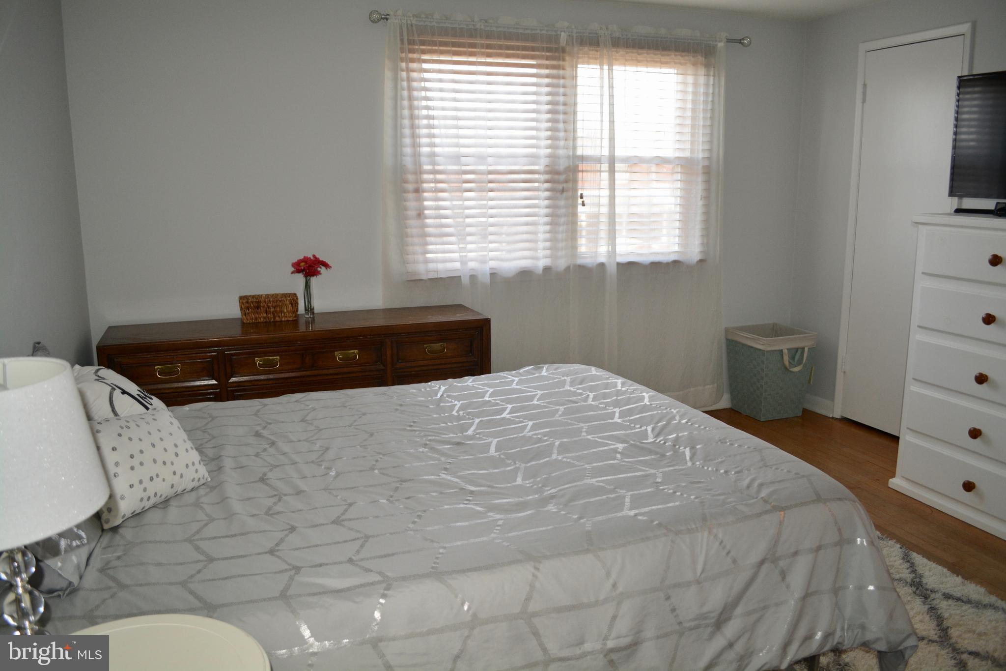 5656 Braxfield Road Baltimore, MD 21227 - Photo 14 of 28