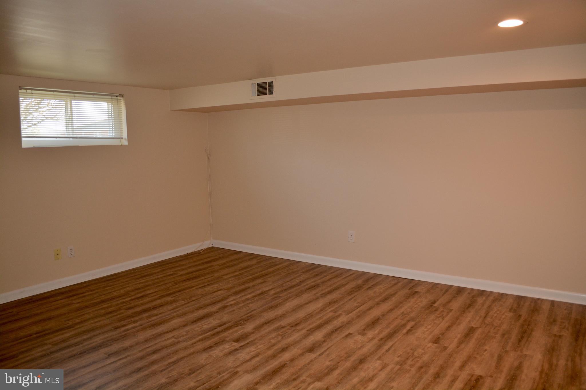 5656 Braxfield Road Baltimore, MD 21227 - Photo 27 of 28