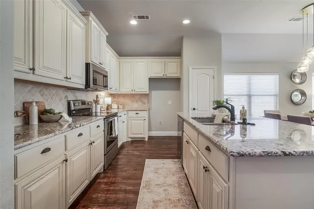 $385,000 | 1921 Peggy's Cove, Van Alstyne, TX 75495