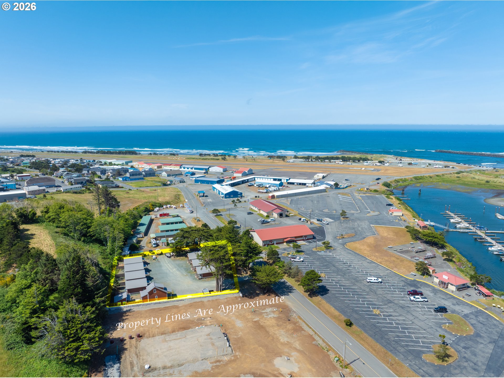 29940 Harbor Way Gold Beach, OR 97444 - Photo 3 of 48