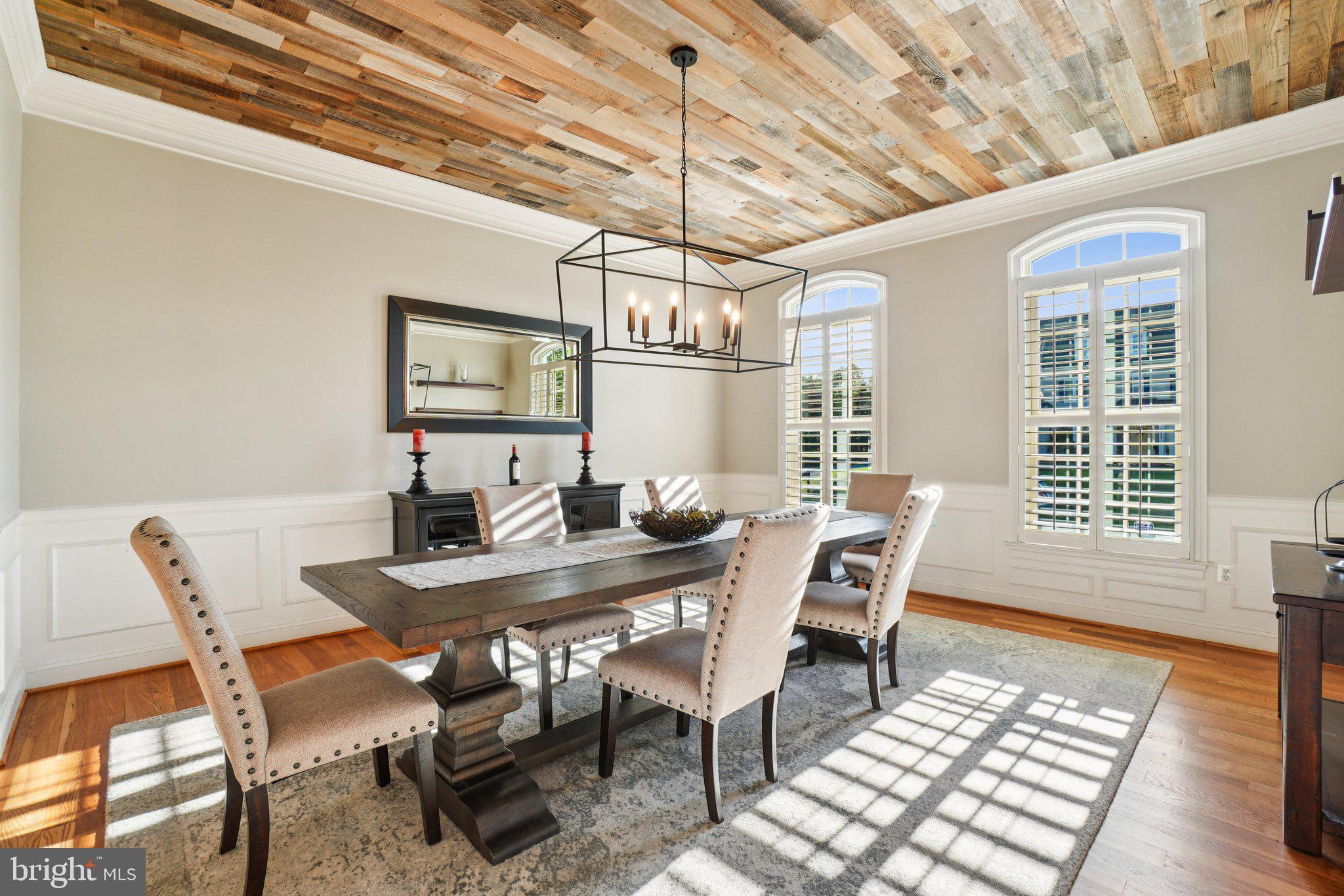 20872 Eckbo Drive Leesburg, VA 20175 - Photo 12 of 96 with a rich hardwood ceiling