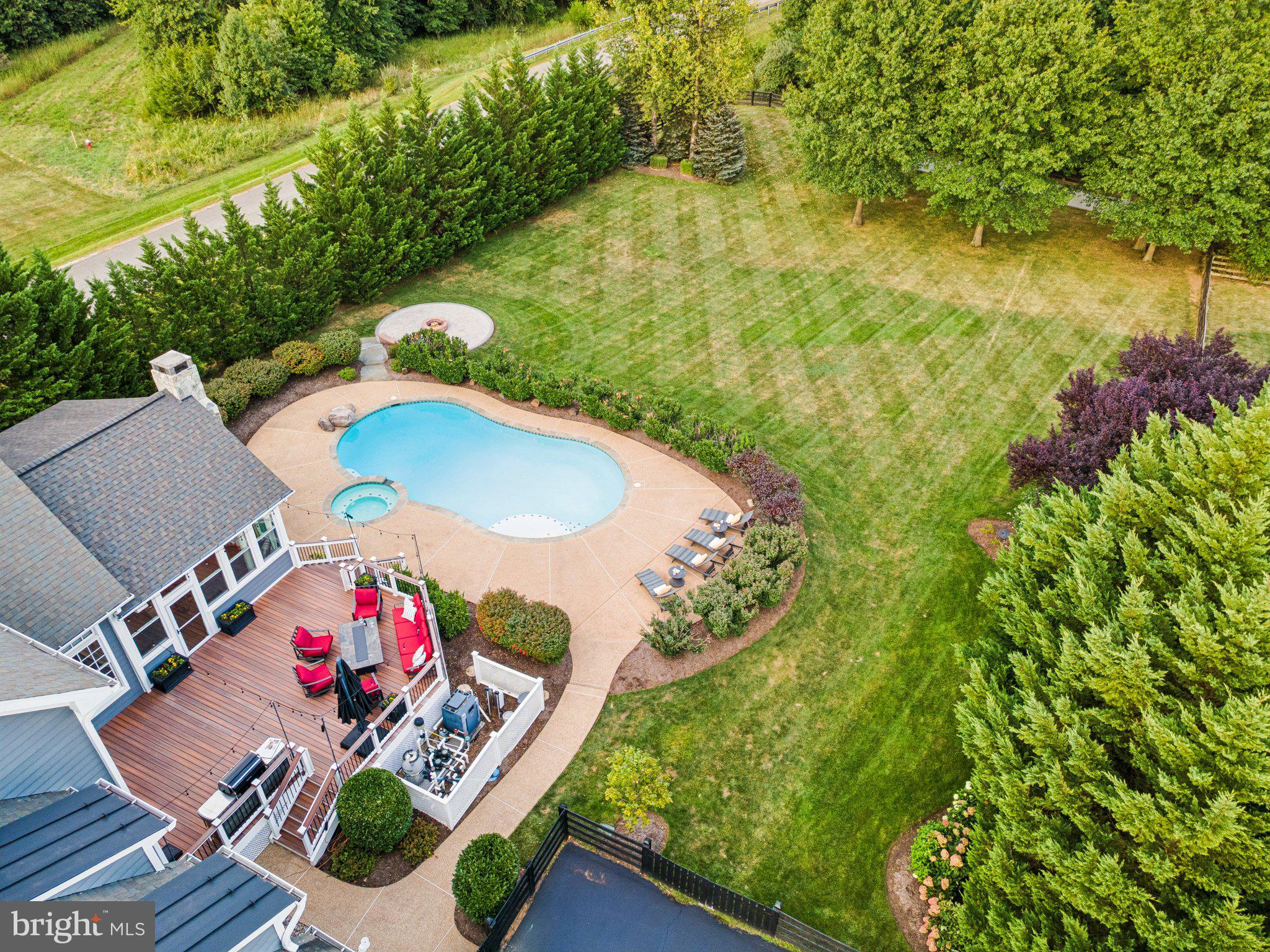 20872 Eckbo Drive Leesburg, VA 20175 - Photo 3 of 96 in Loudoun!!