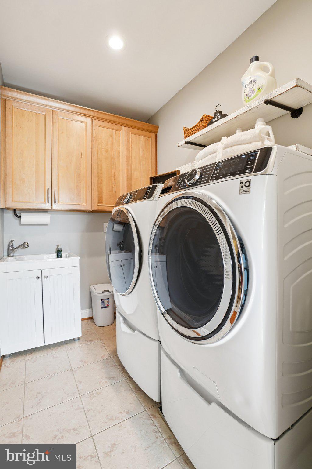 20872 Eckbo Drive Leesburg, VA 20175 - Photo 58 of 96 Upper Level Laundry Room