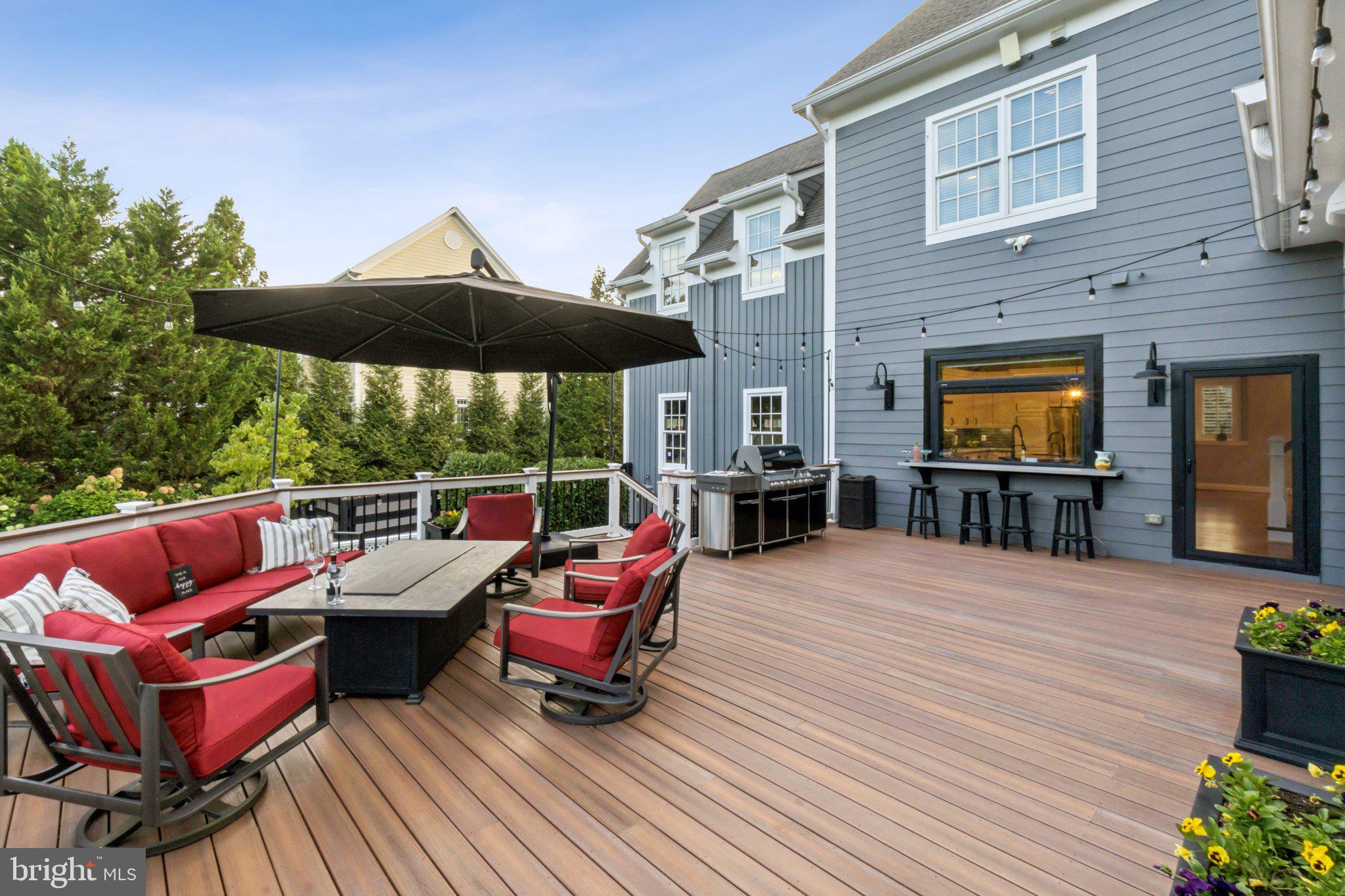 20872 Eckbo Drive Leesburg, VA 20175 - Photo 70 of 96 And now, let's check out the fantastic deck