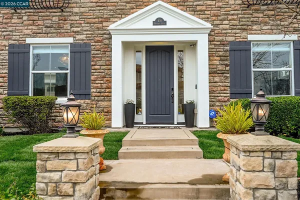 $2,588,000 | 400 Marsanne Court, Danville, CA 94506