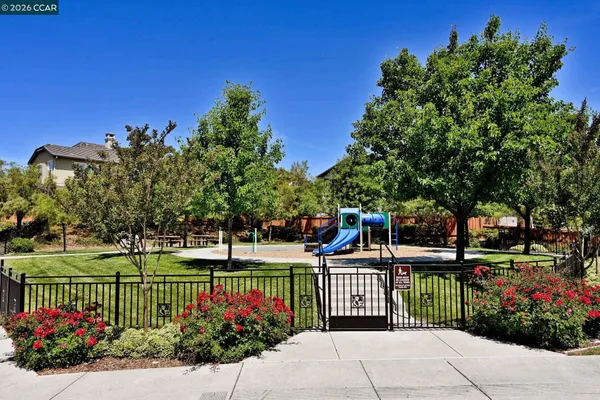 $2,498,000 | 400 Marsanne Court, Danville, CA 94506